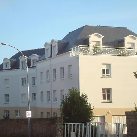 Les Balcons De Penquear شقة